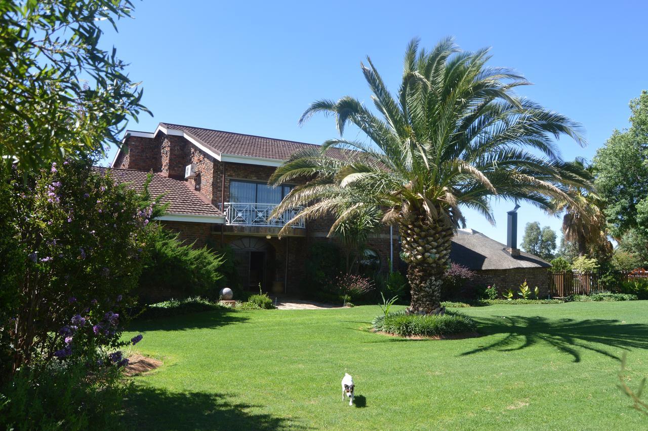 Krige Lodge B&B Bloemfontein Exterior foto