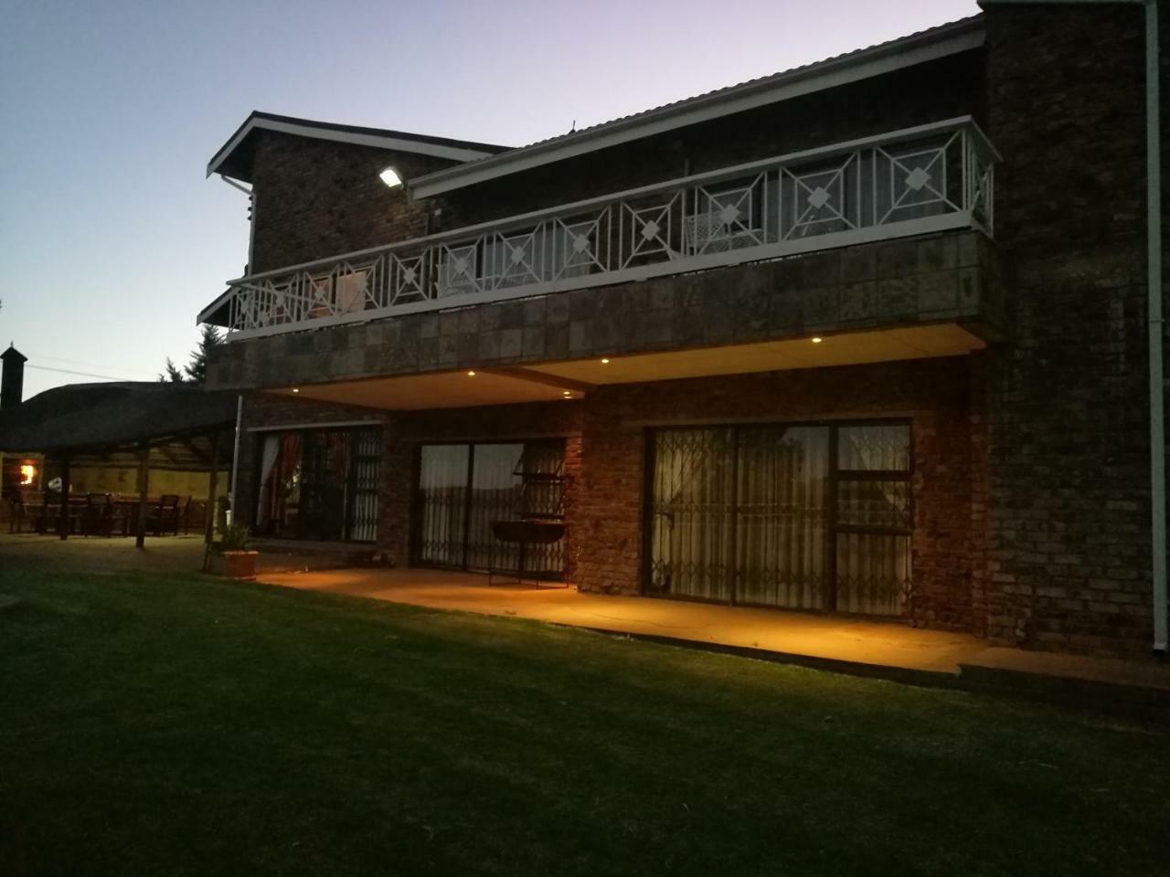 Krige Lodge B&B Bloemfontein Exterior foto